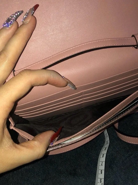 Gucci Blush Pink Embossed GG Crossbody Wallet - Picture 6 of 9